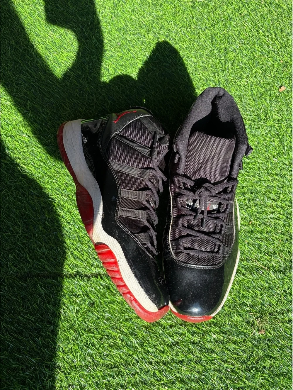 Air Jordan 11 “Bred” Size 11